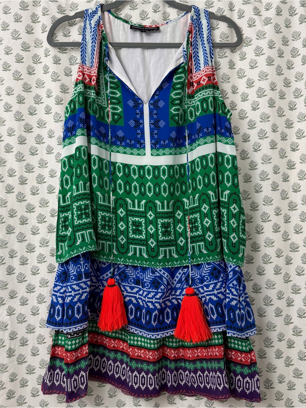 HEMANT & NANDITA White Tunic with Green and Red Trim